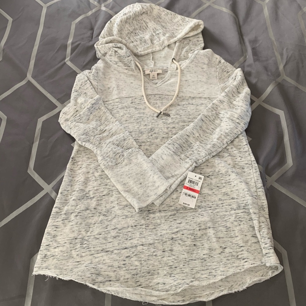 XS long sleeve hooded sweater